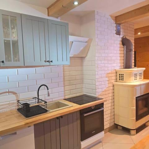 Solna Chata-dom Na Wylacznosc Grota Solna, Balia, Sauna, Basen Ferienhaus