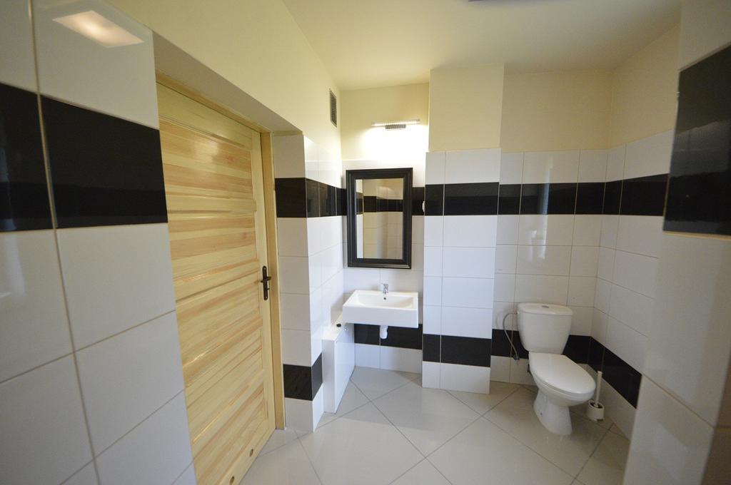 Solna Chata-dom Na Wylacznosc Grota Solna, Balia, Sauna, Basen Ferienhaus