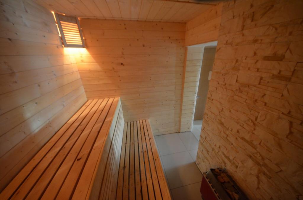 Ferienhaus Solna Chata-dom Na Wylacznosc Grota Solna, Balia, Sauna, Basen